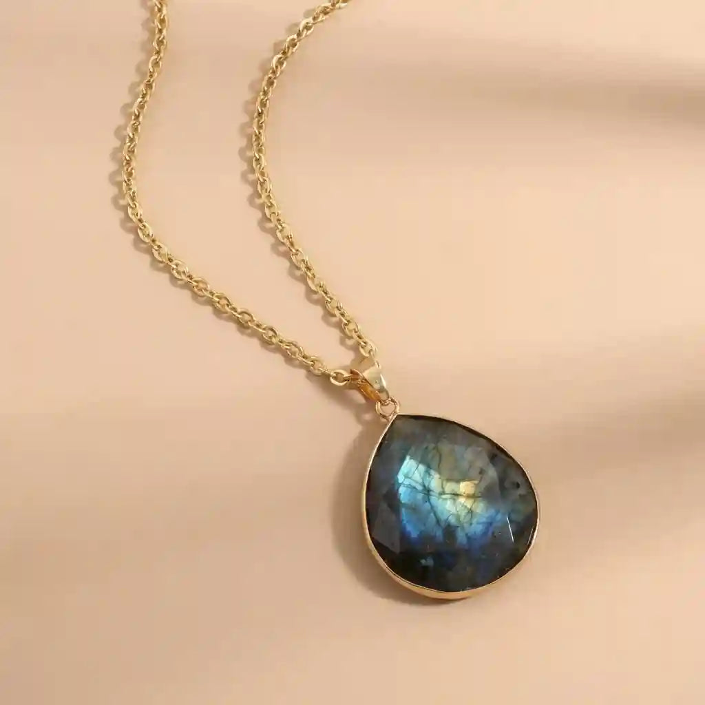 Boho Labradorite Pendant Necklace