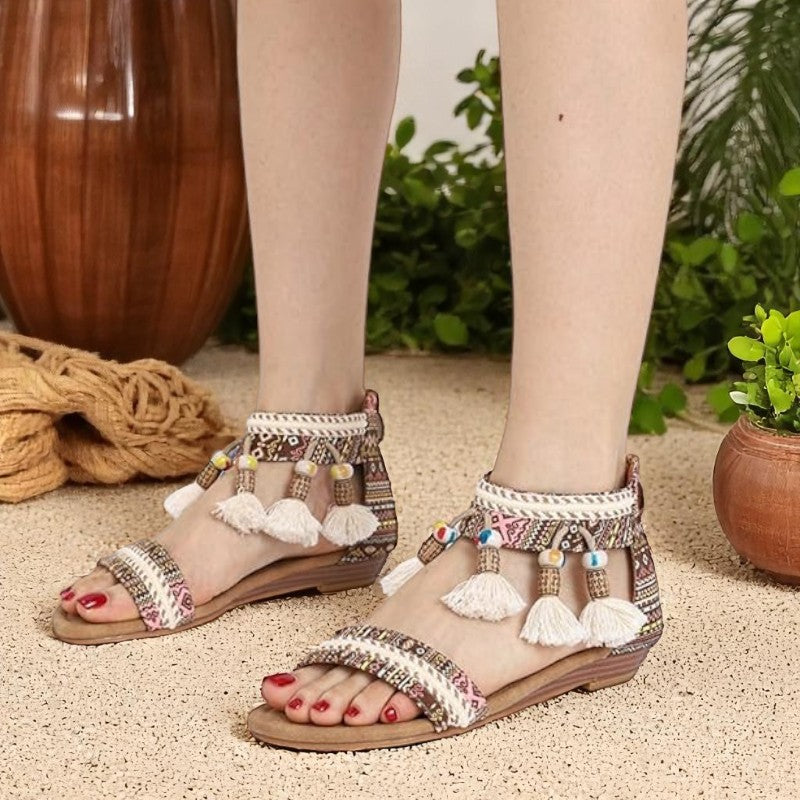 Boho Pompoms Sandals