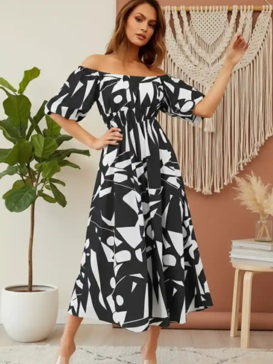 Chic Boho Dress in Black