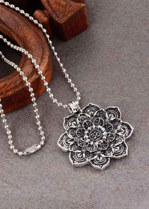Long Boho Necklace Flower Pendant