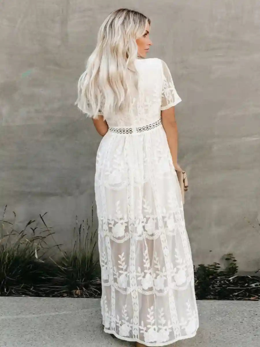 Long White Bohemian Dress (M) Long White Bohemian Dress (M)