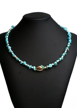 Colorful Boho Necklace - Gold Shell