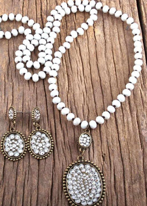 Long Boho Pearls Necklace