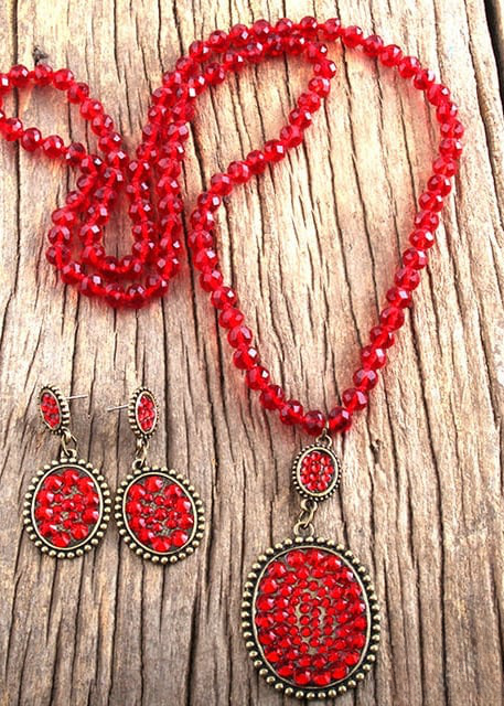 Long Boho Pearls Necklace