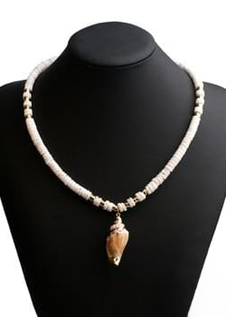 Boho Beaded Necklace - Natural Shell Pendant