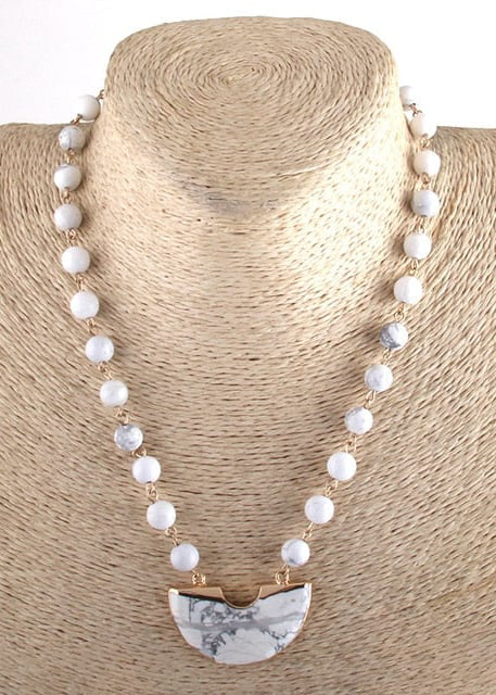 Boho Pearl Necklace with Pendant